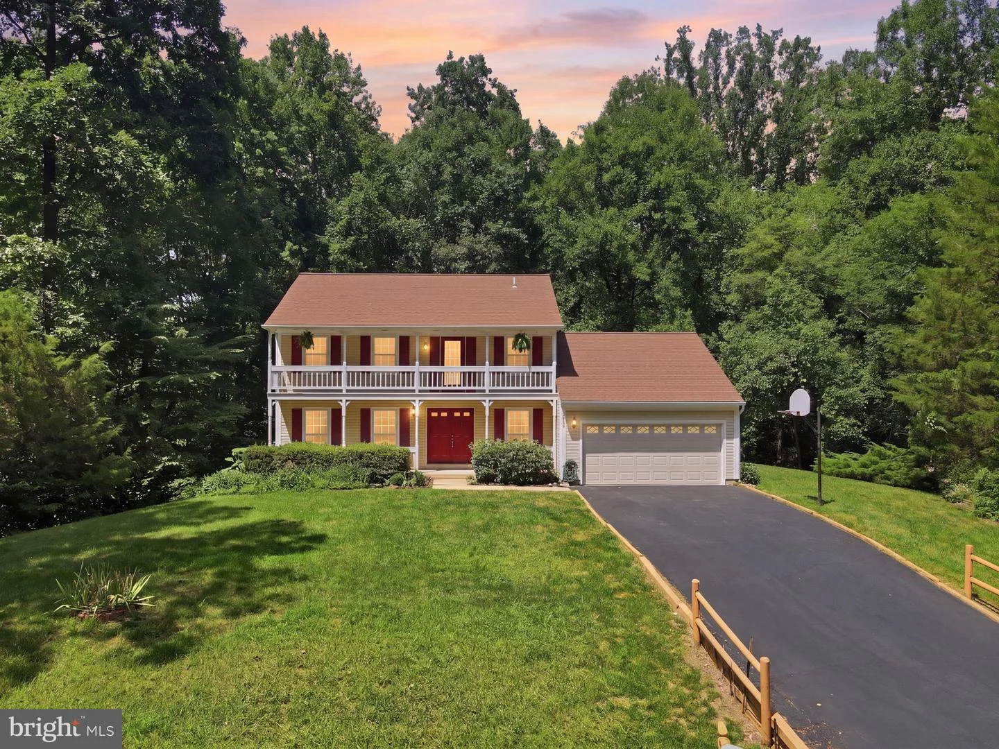6090 River Forest Drive