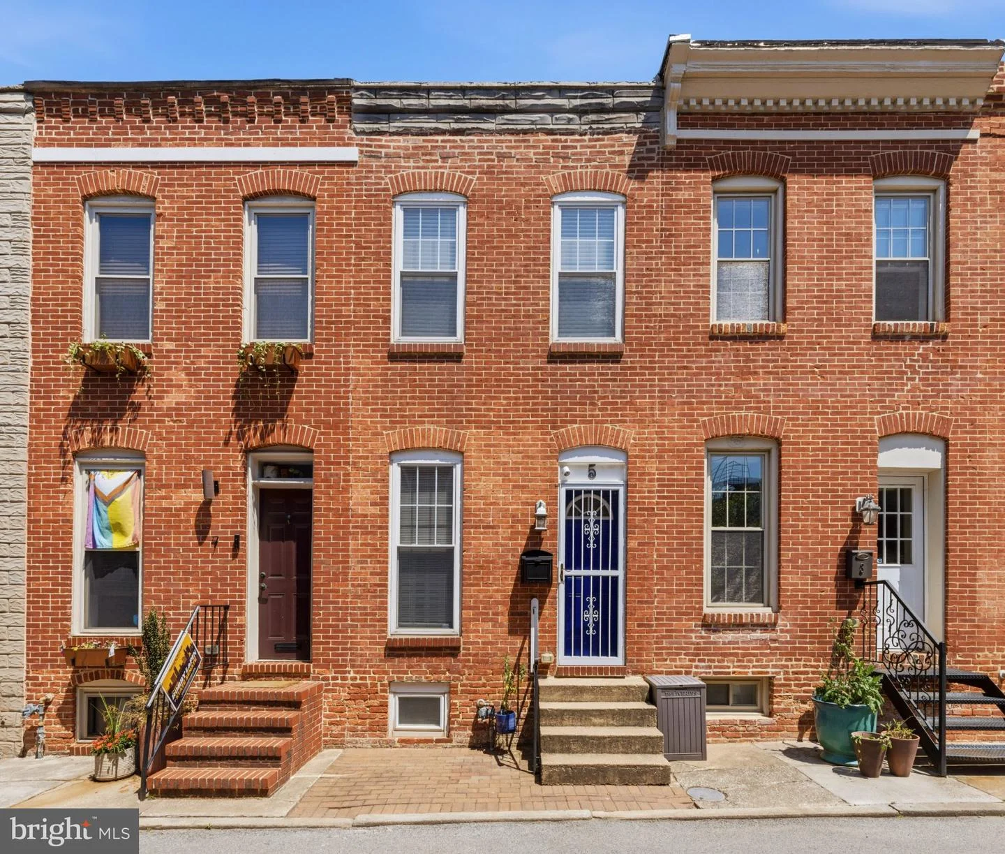 5 N Bradford Street