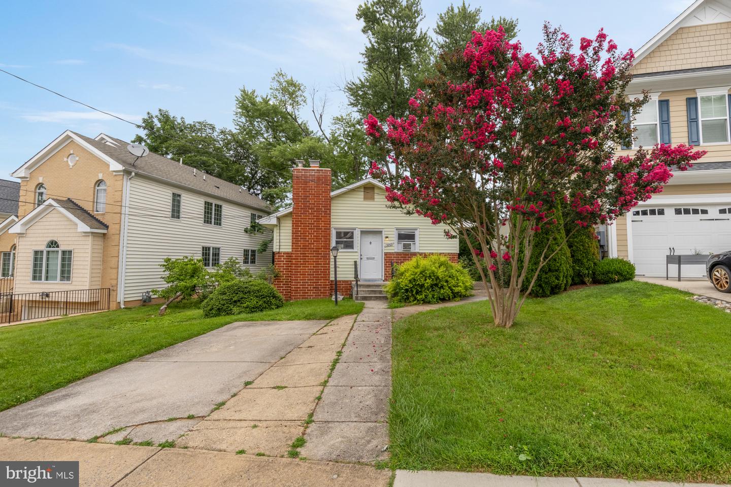 10107 Dickens Avenue, Bethesda, MD, 20814