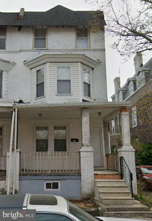 2208 W Venango Street