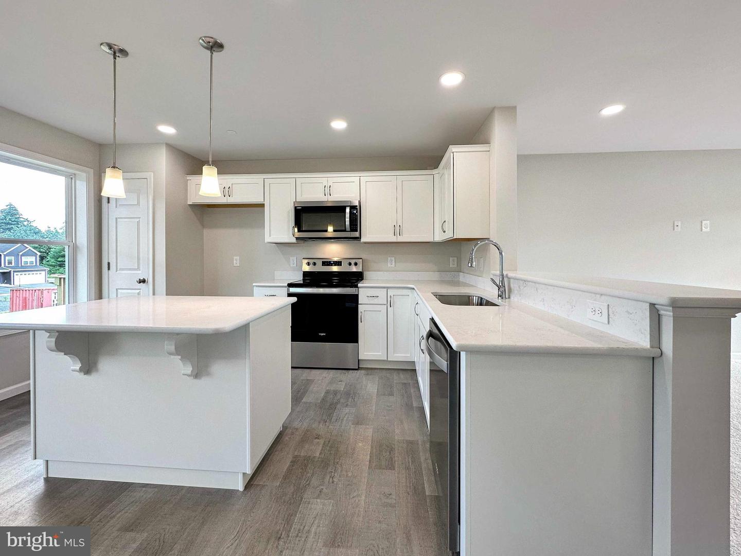 Photo 4 of 48 of 115 Dolomite Dr townhome