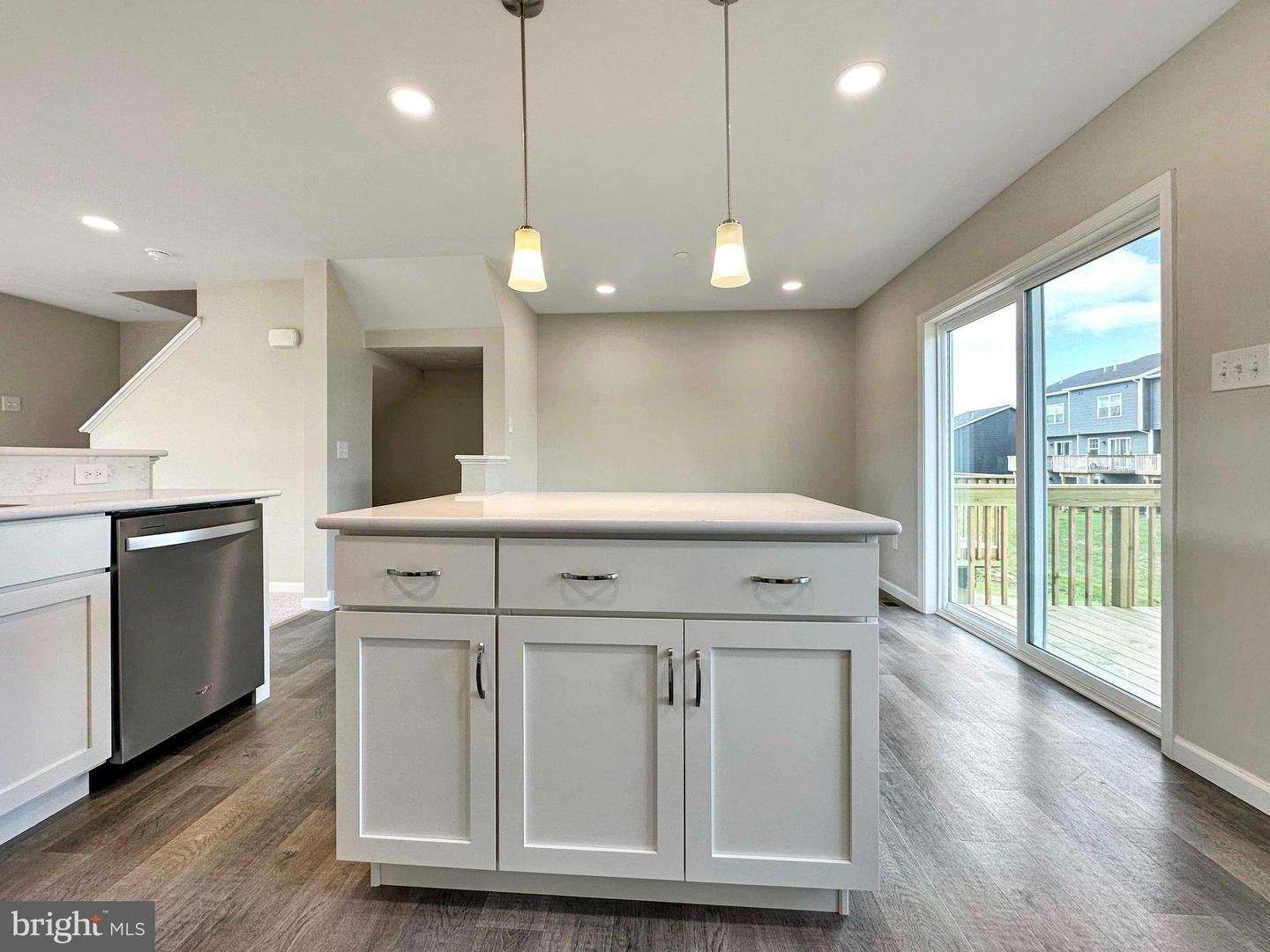 Photo 9 of 48 of 115 Dolomite Dr townhome