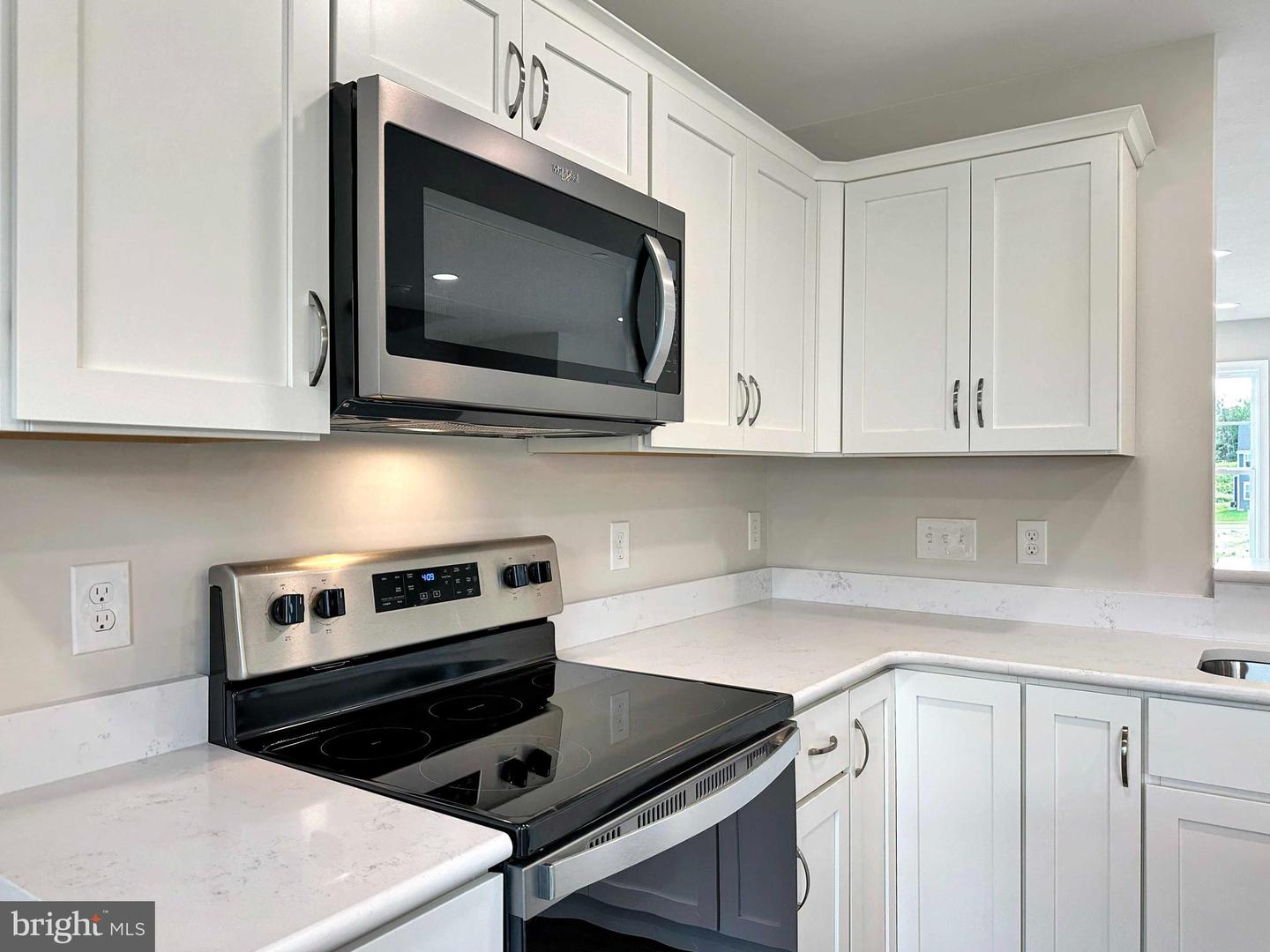 Photo 8 of 48 of 115 Dolomite Dr townhome