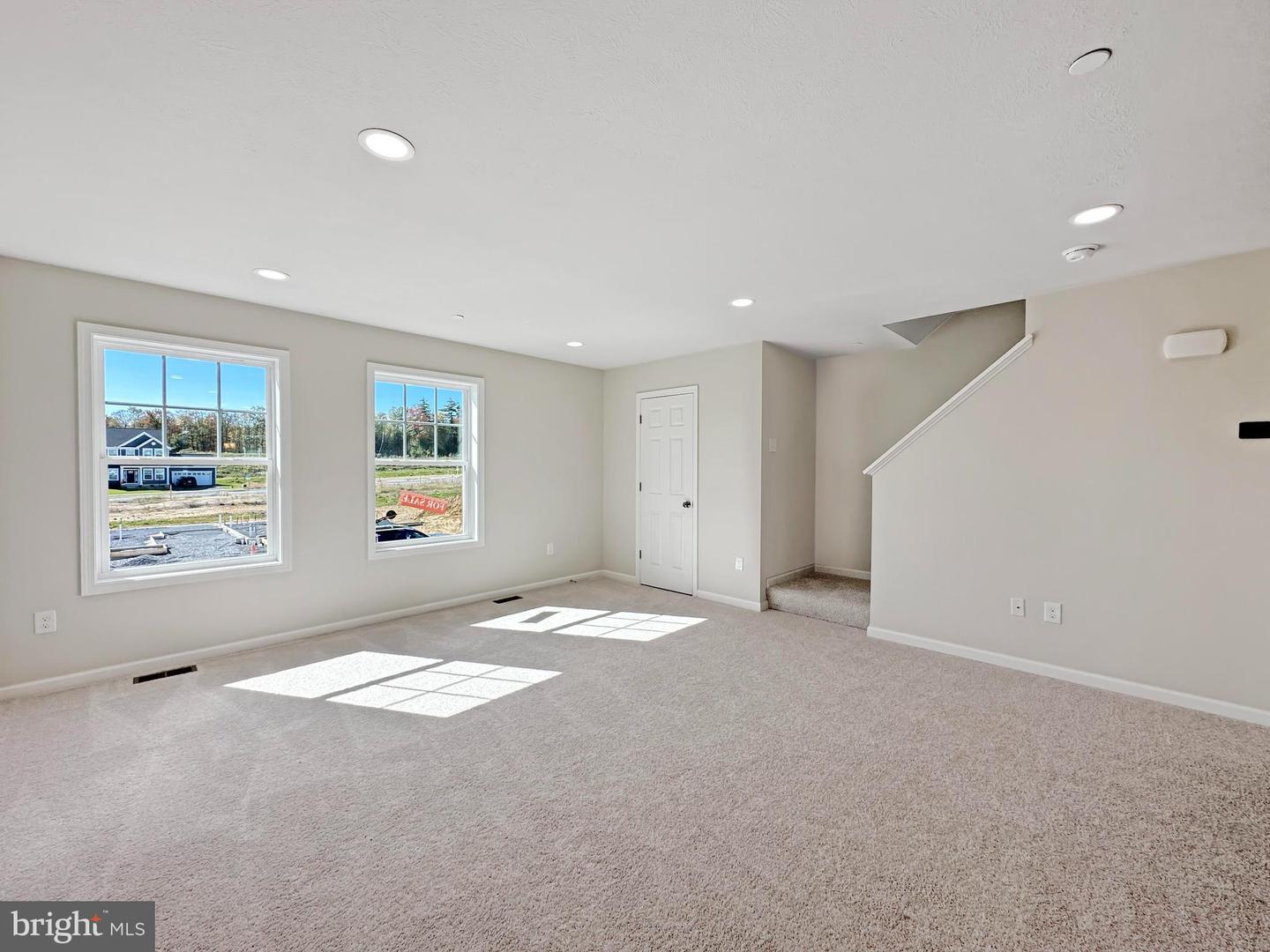 Photo 17 of 48 of 115 Dolomite Dr townhome