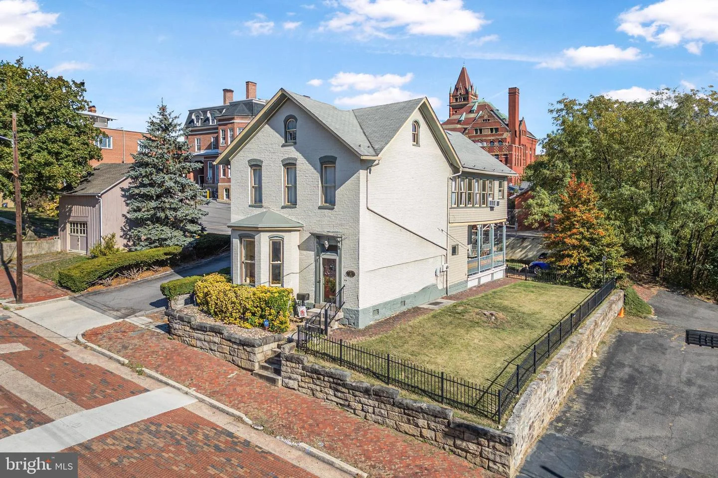 11 S Smallwood Street