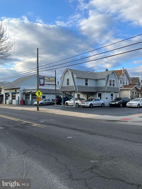 Mixed Use in Brookhaven PA 3005 and 3001 Edgmont AVENUE.jpg