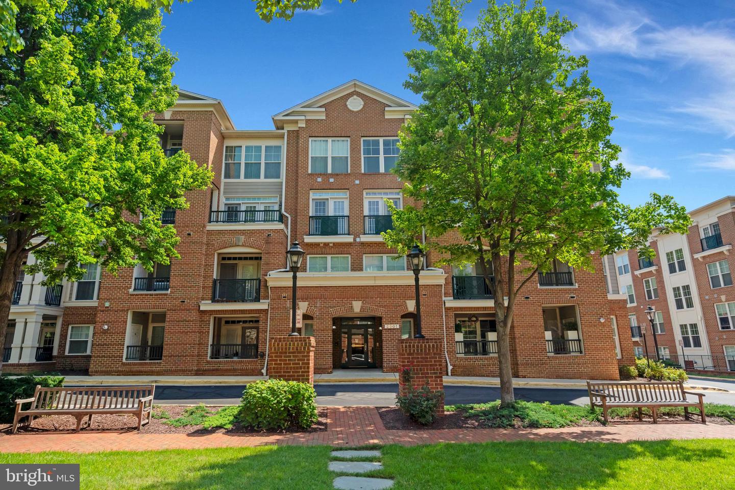 2901 Saintsbury Plaza Unit 404, Fairfax, VA, 22031