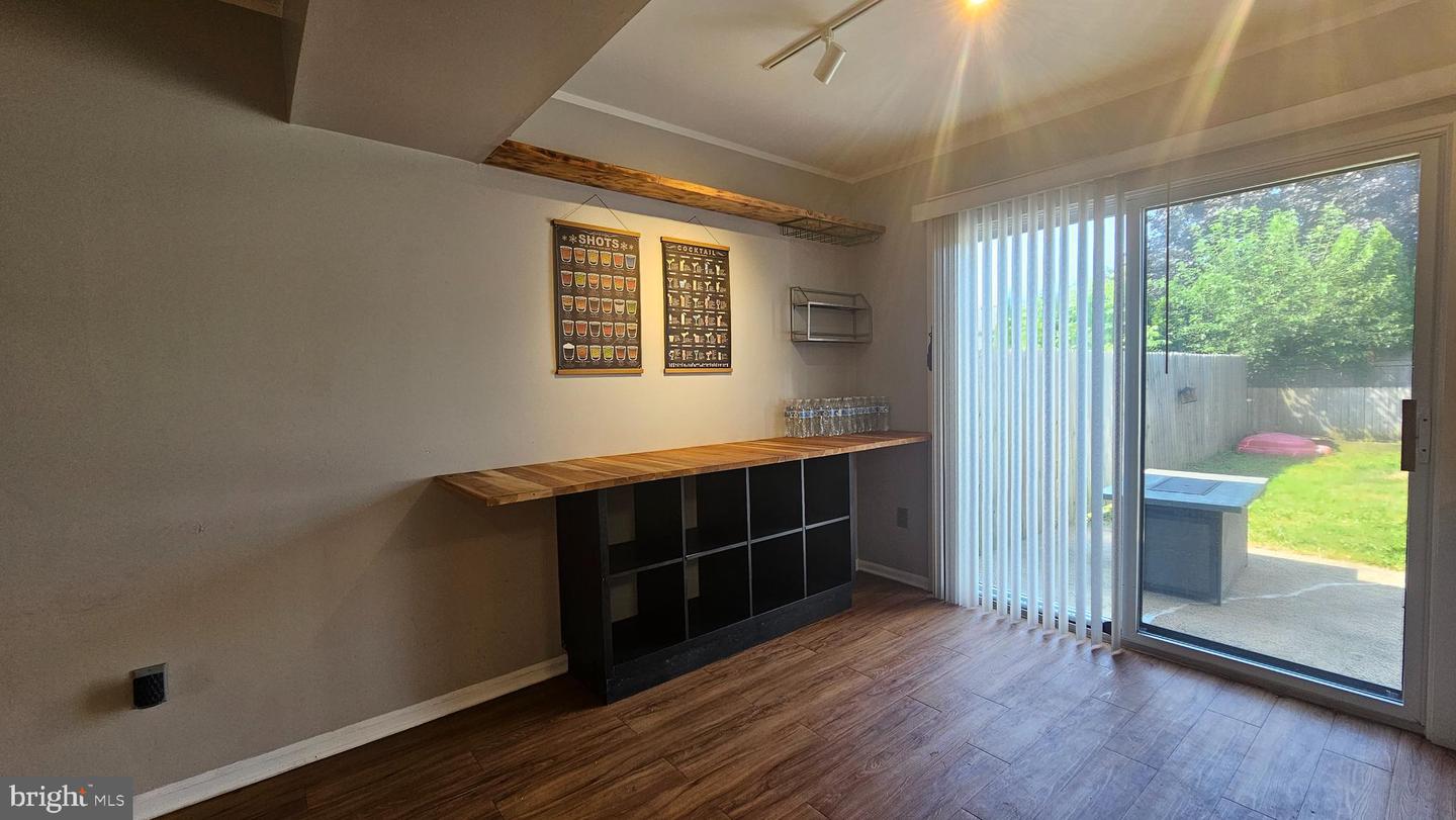 Photo 10 of 41 of 320 State St townhome