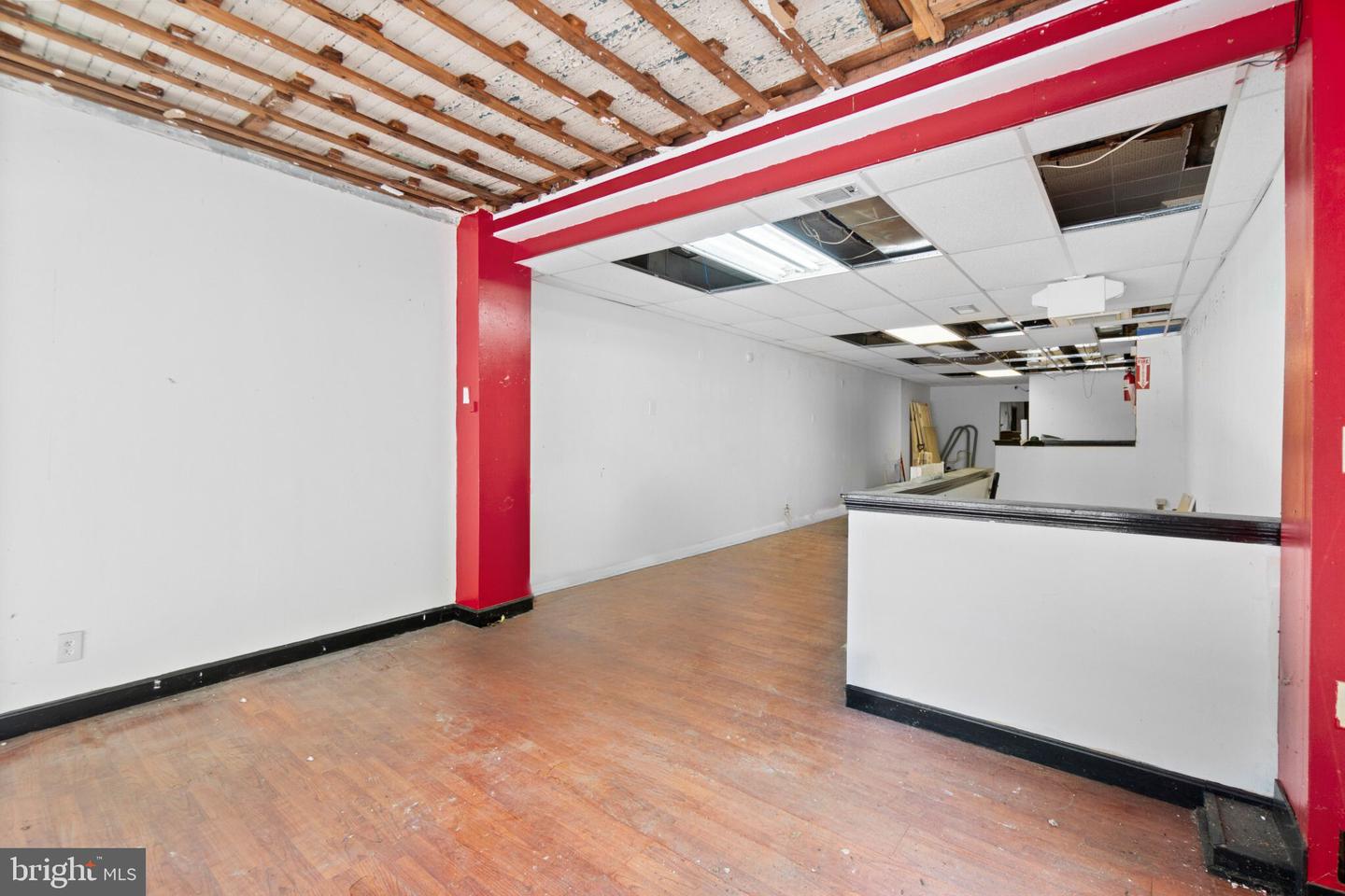 Photo 7 of 14 of 4626 York Rd townhome