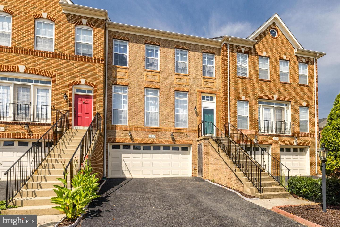 Photo 3 of 4 of 41946 Cinnabar Sq townhome