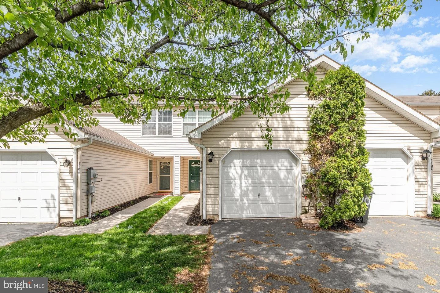 110 Ross Avenue Unit 2