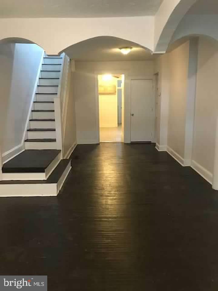 Photo 5 of 25 of 1702 Montpelier St townhome