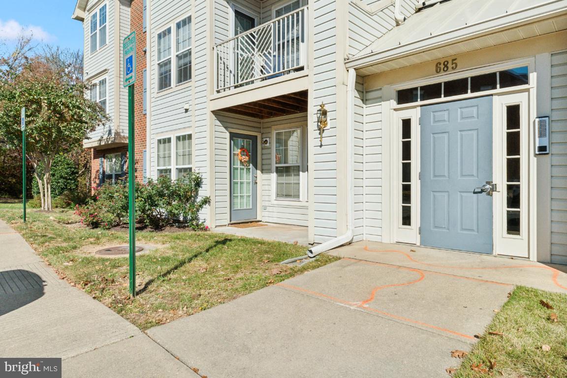 685 Winding Stream Way #103, Odenton, Maryland image 3