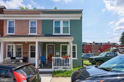 Townhouse in Lancaster PA 638 George STREET.jpg