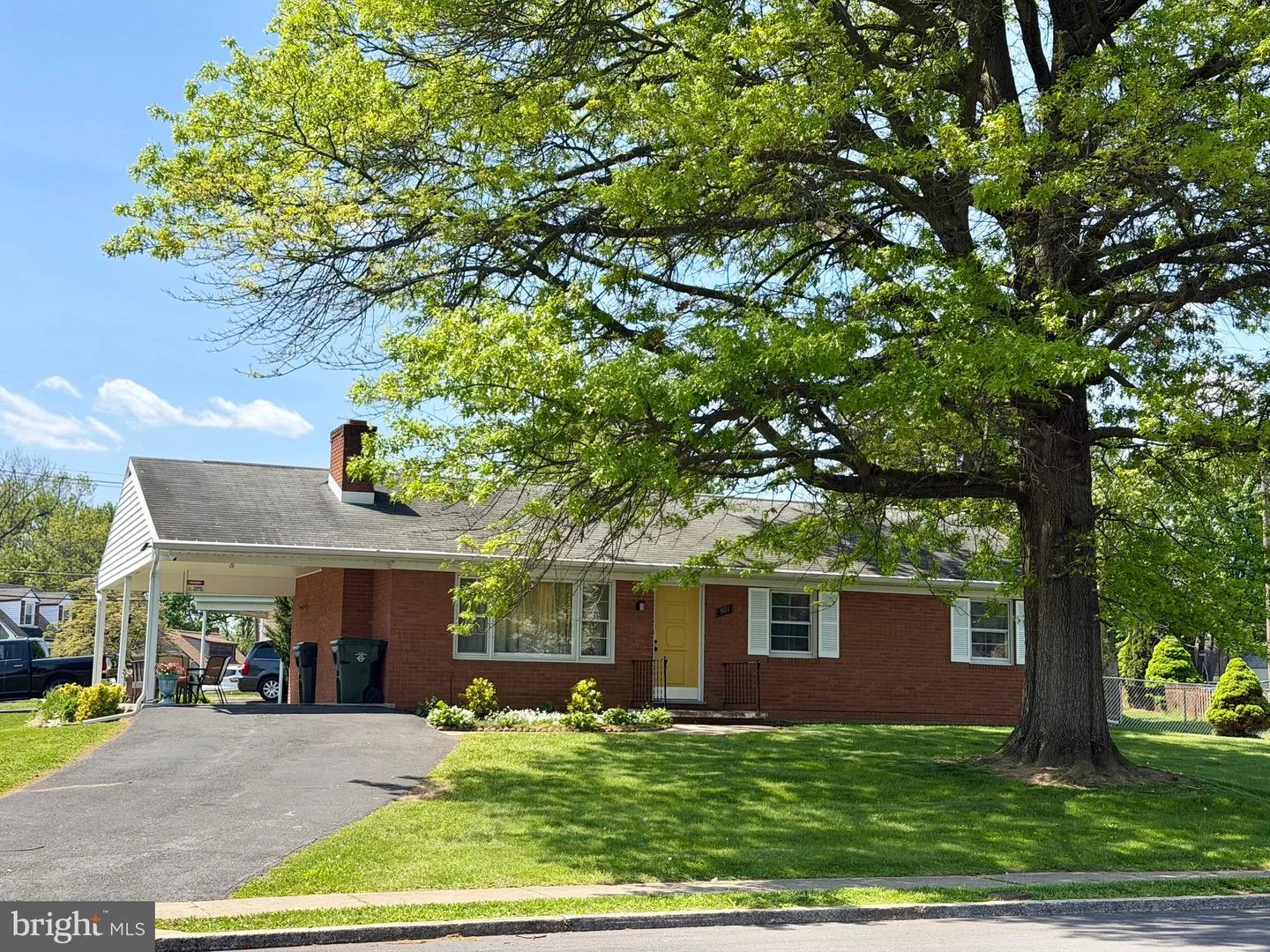 901 Noland Drive
