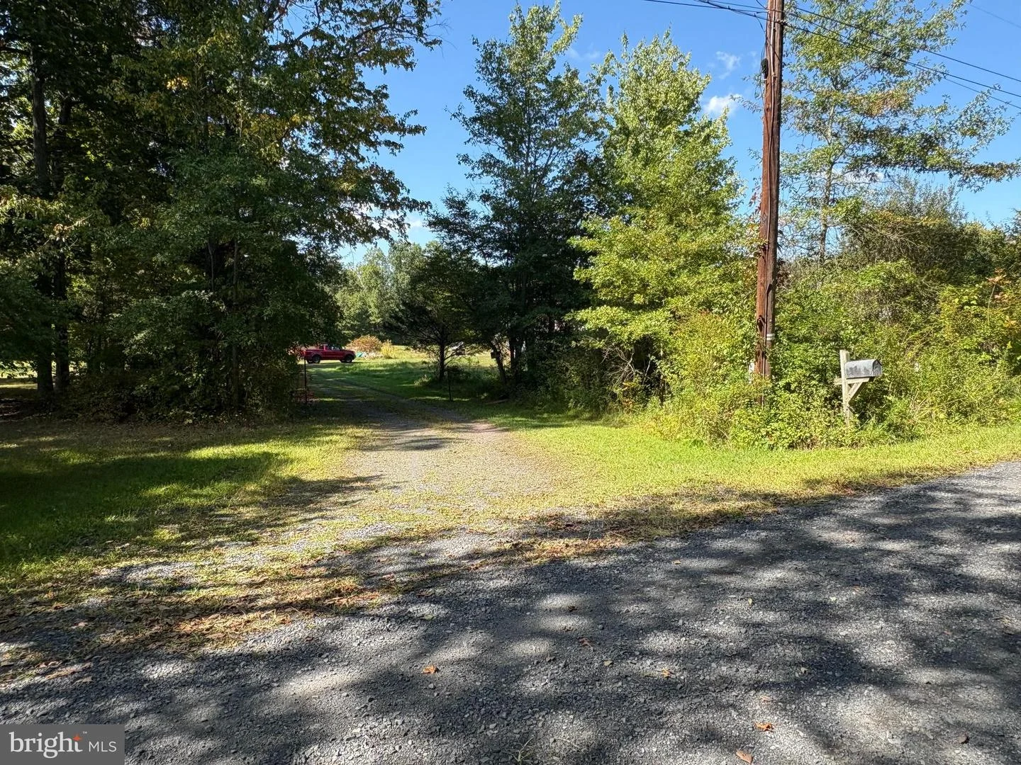 1107 Hickory Ln