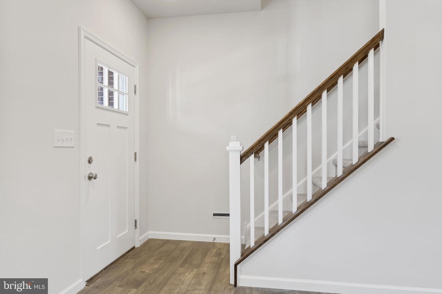 Photo 3 of 18 of 22 N Eighth St #A11 townhome