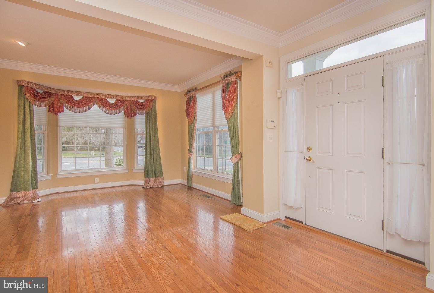 Photo 6 of 50 of 6050 Woolen Mill Ct house