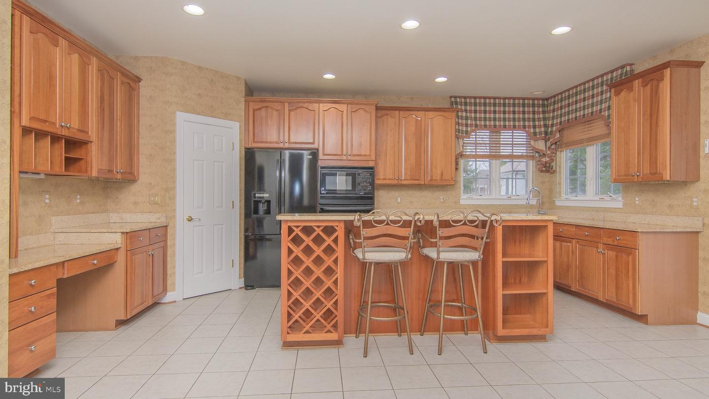 Photo 15 of 50 of 6050 Woolen Mill Ct house