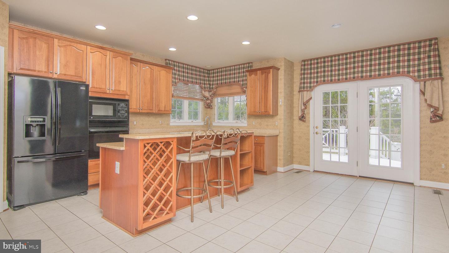 Photo 13 of 50 of 6050 Woolen Mill Ct house