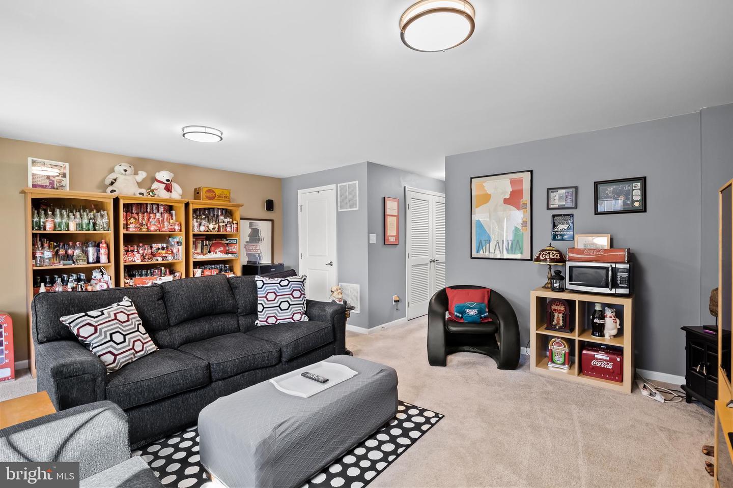 Photo 8 of 40 of 198 Fela Dr townhome