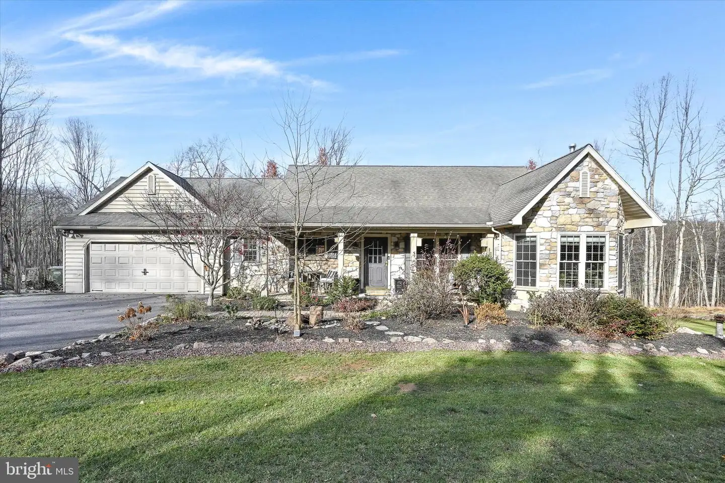 500 Mohns Hill Road, Reinholds, PA, 17569