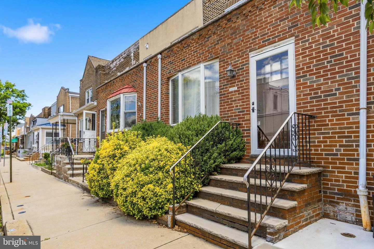 2737 S 12th Street