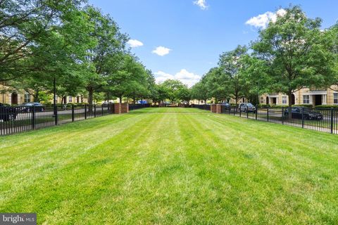 Townhouse in Leesburg VA 43617 McDowell SQUARE 55.jpg