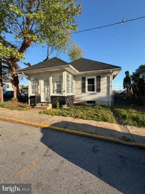 1299 W Princess Street