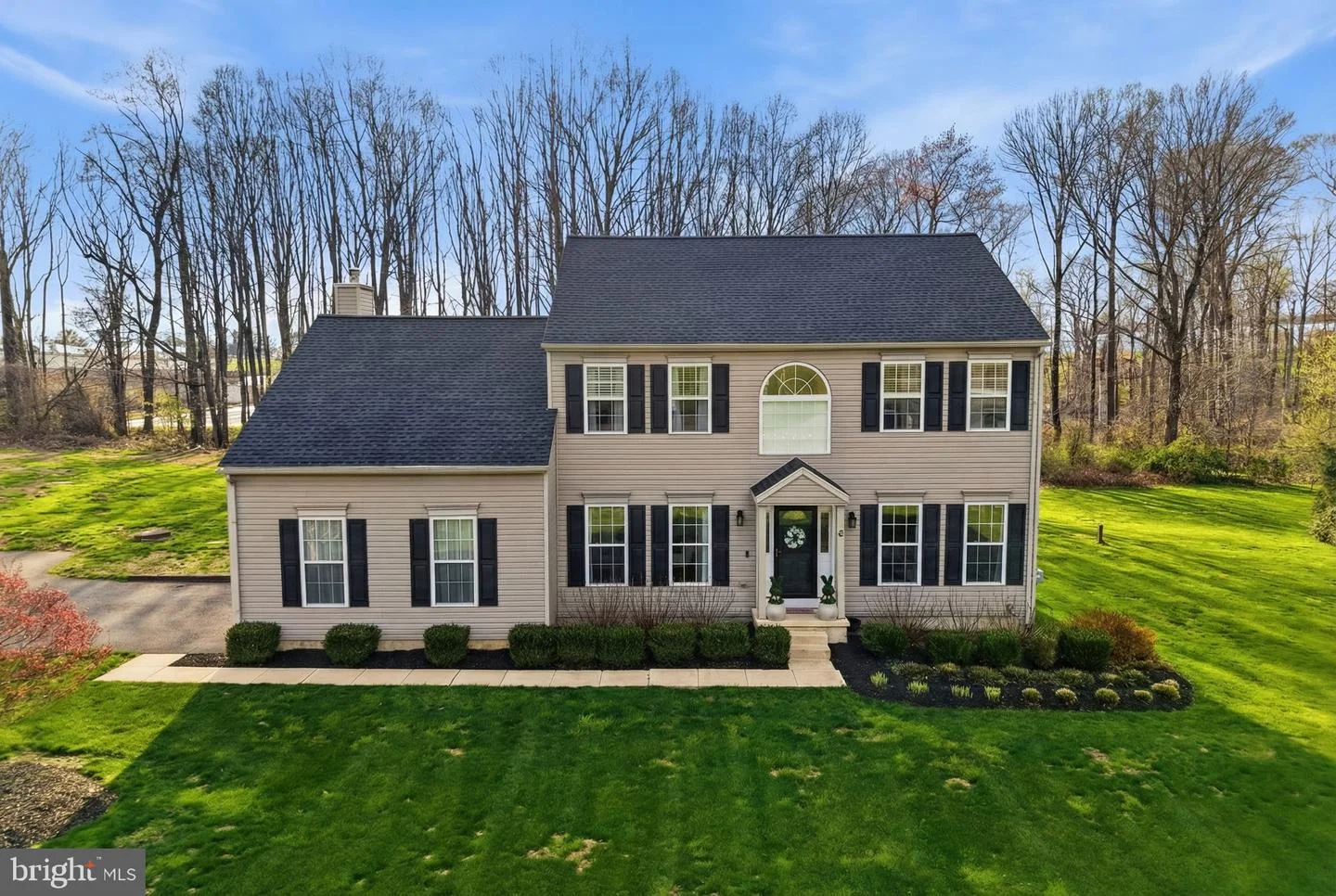 6 Saddle Court