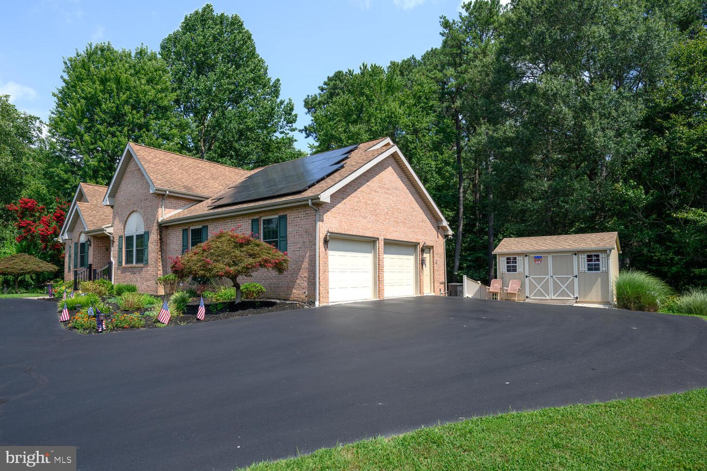 251 Devon Dr