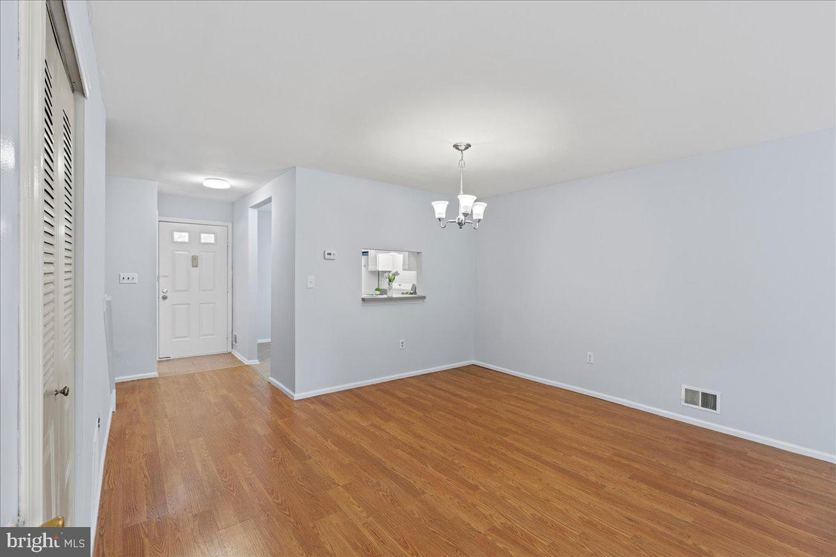 Photo 9 of 24 of 32 Quince Ct townhome