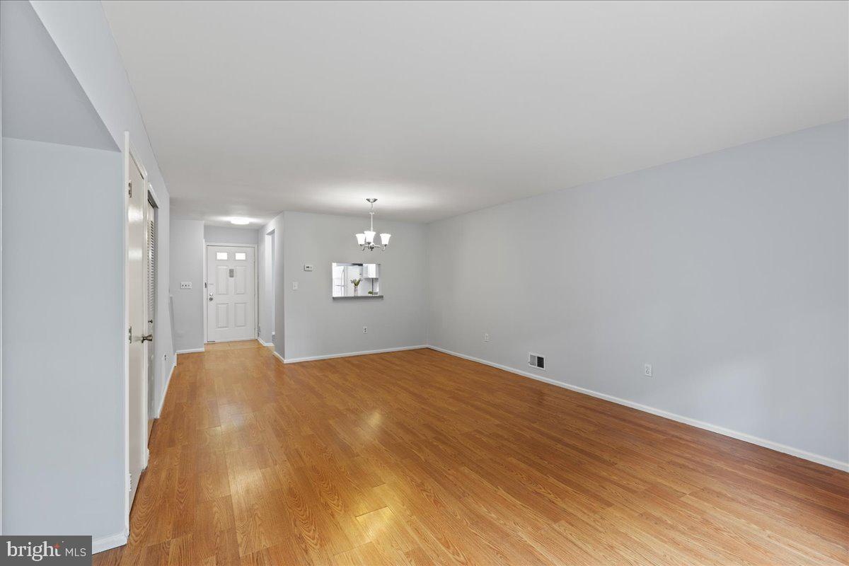 Photo 11 of 24 of 32 Quince Ct townhome