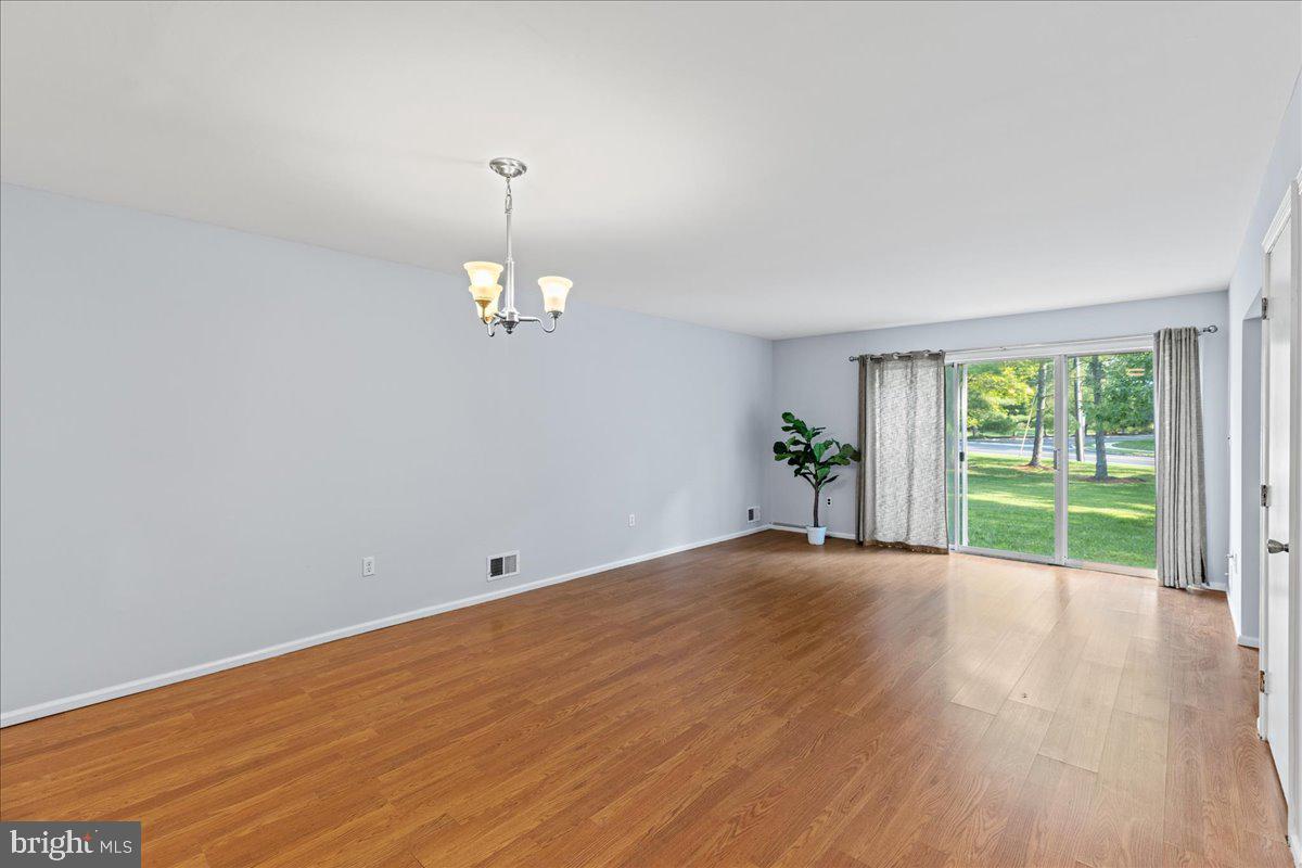 Photo 7 of 24 of 32 Quince Ct townhome