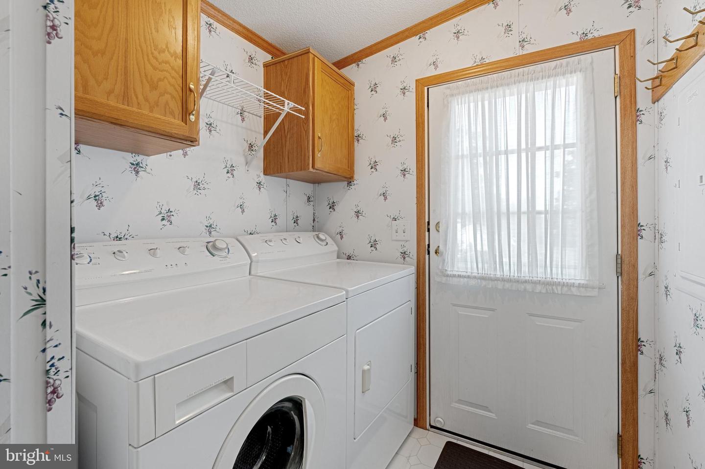 Photo 14 of 24 of 2000 Perilli Dr mobile home