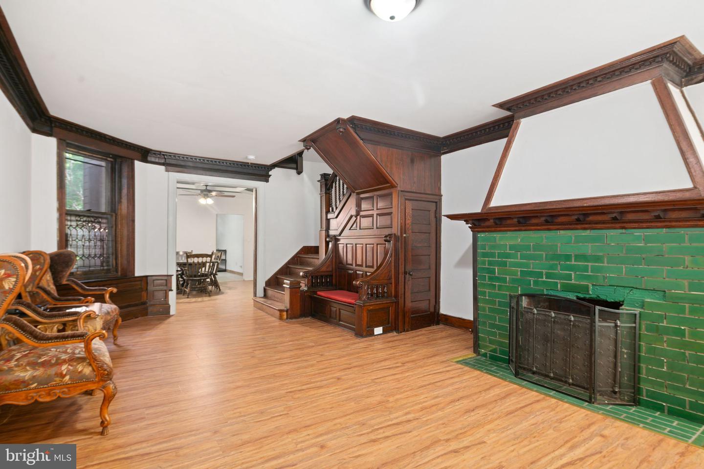 View Philadelphia, PA 19139 townhome