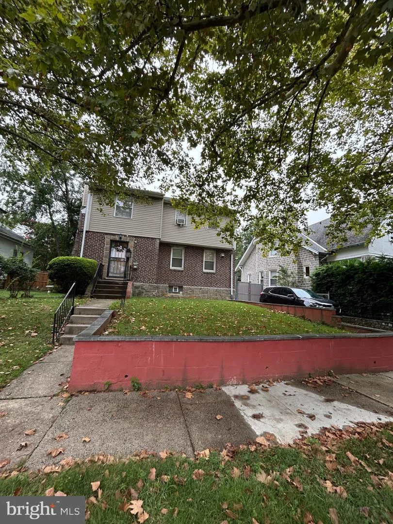1341 Tyson Avenue