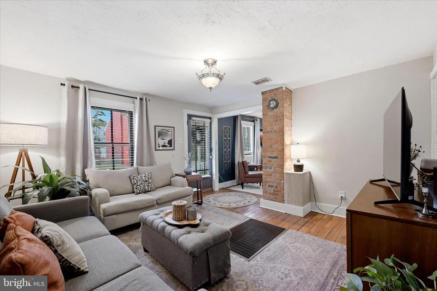 11 W Germain Street