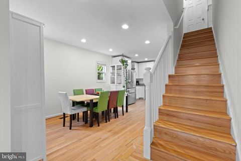 Single Family Residence in Washington DC 4005 20th STREET 8.jpg