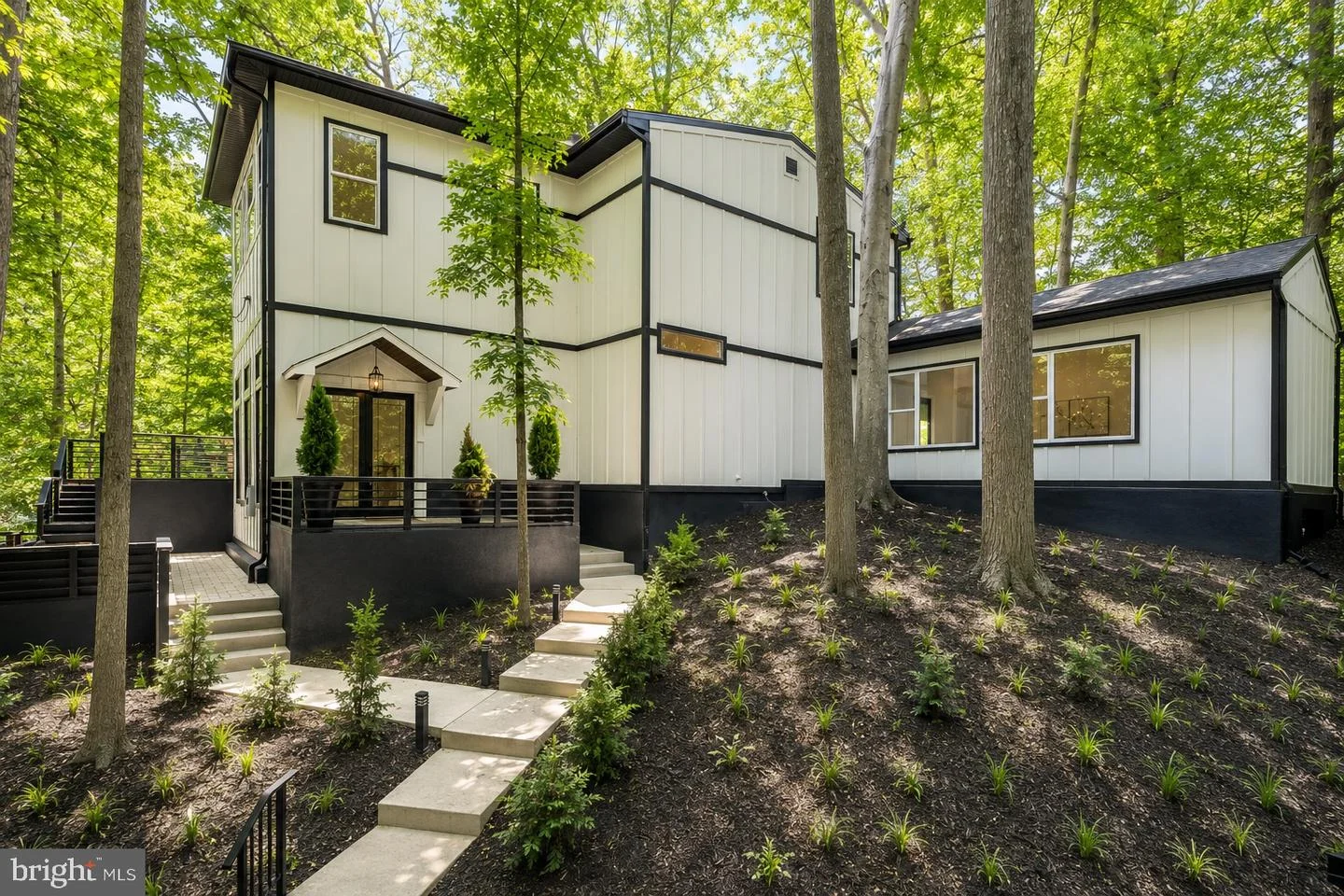 811 Sligo Creek Parkway