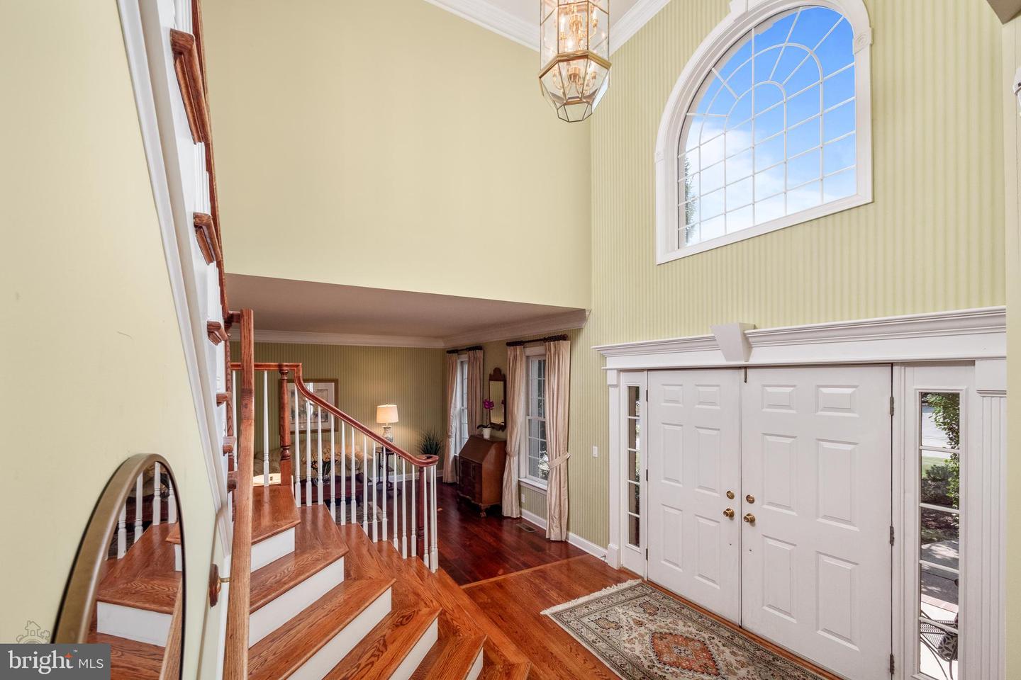 Photo 11 of 45 of 2059 Pheasant Ct house