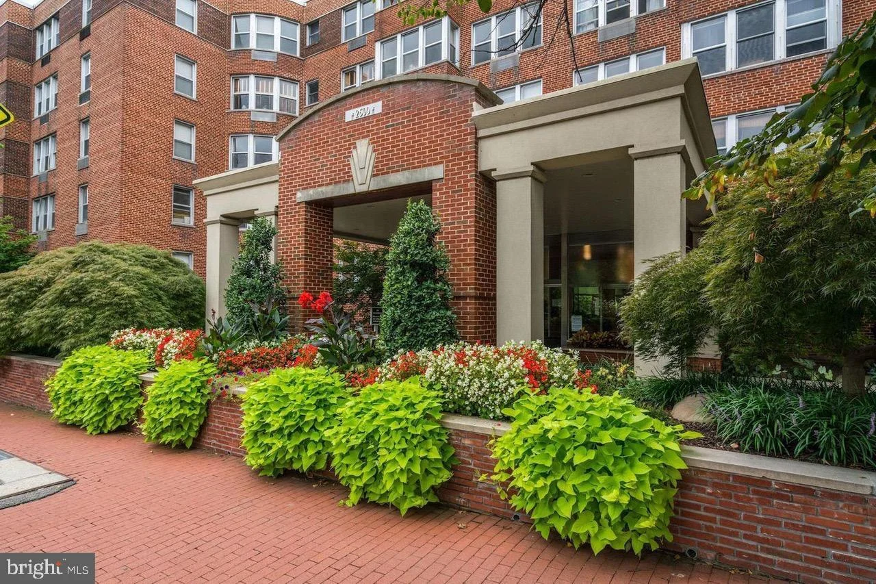 2500 Q Street NW Unit 130