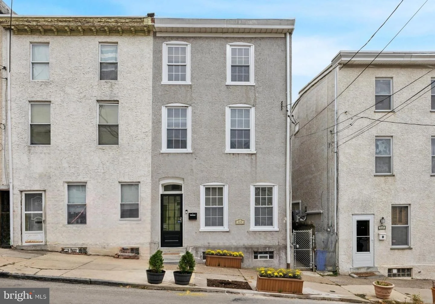 223 Dupont Street