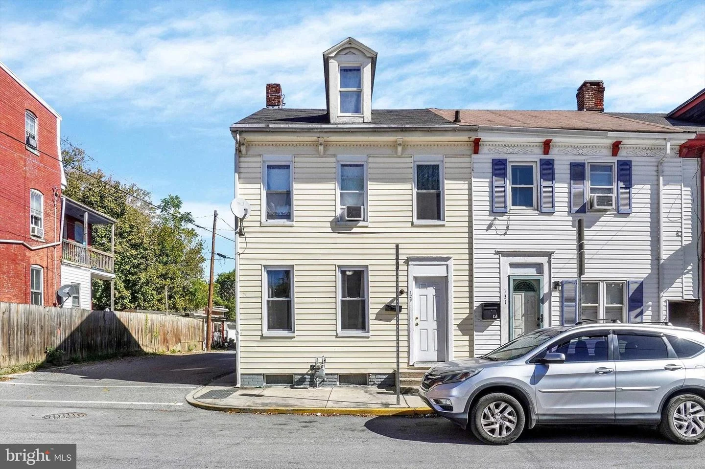 129 S Hartley Street