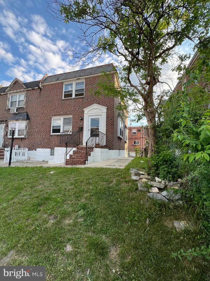 1128 Elbridge Street