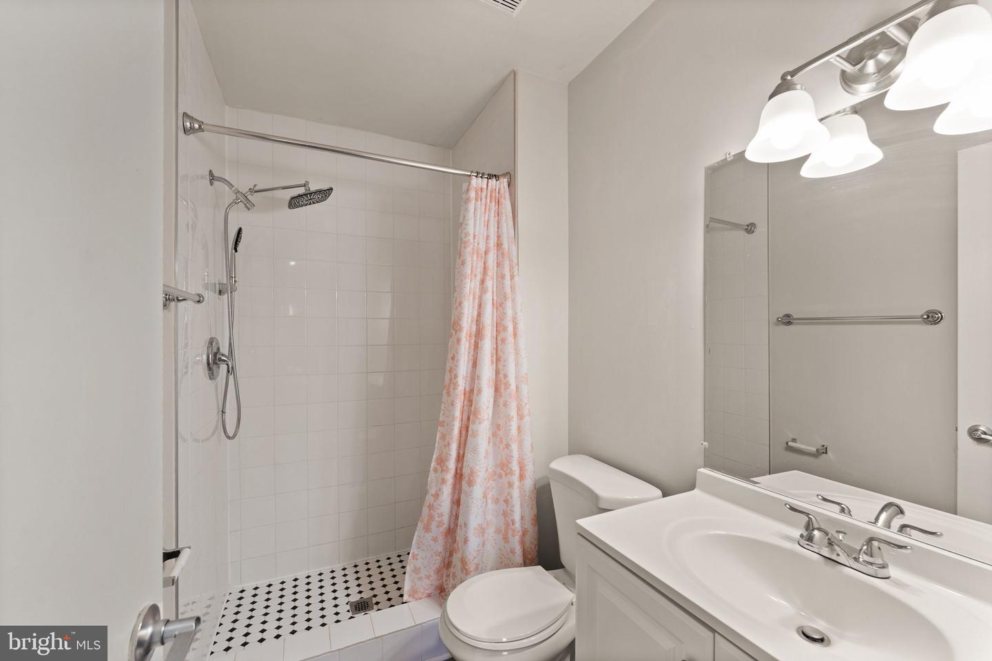 Photo 23 of 33 of 9015 Tyler Ct townhome