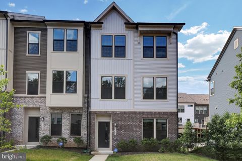 Townhouse in Laurel MD 3345 Watershed BOULEVARD 1.jpg