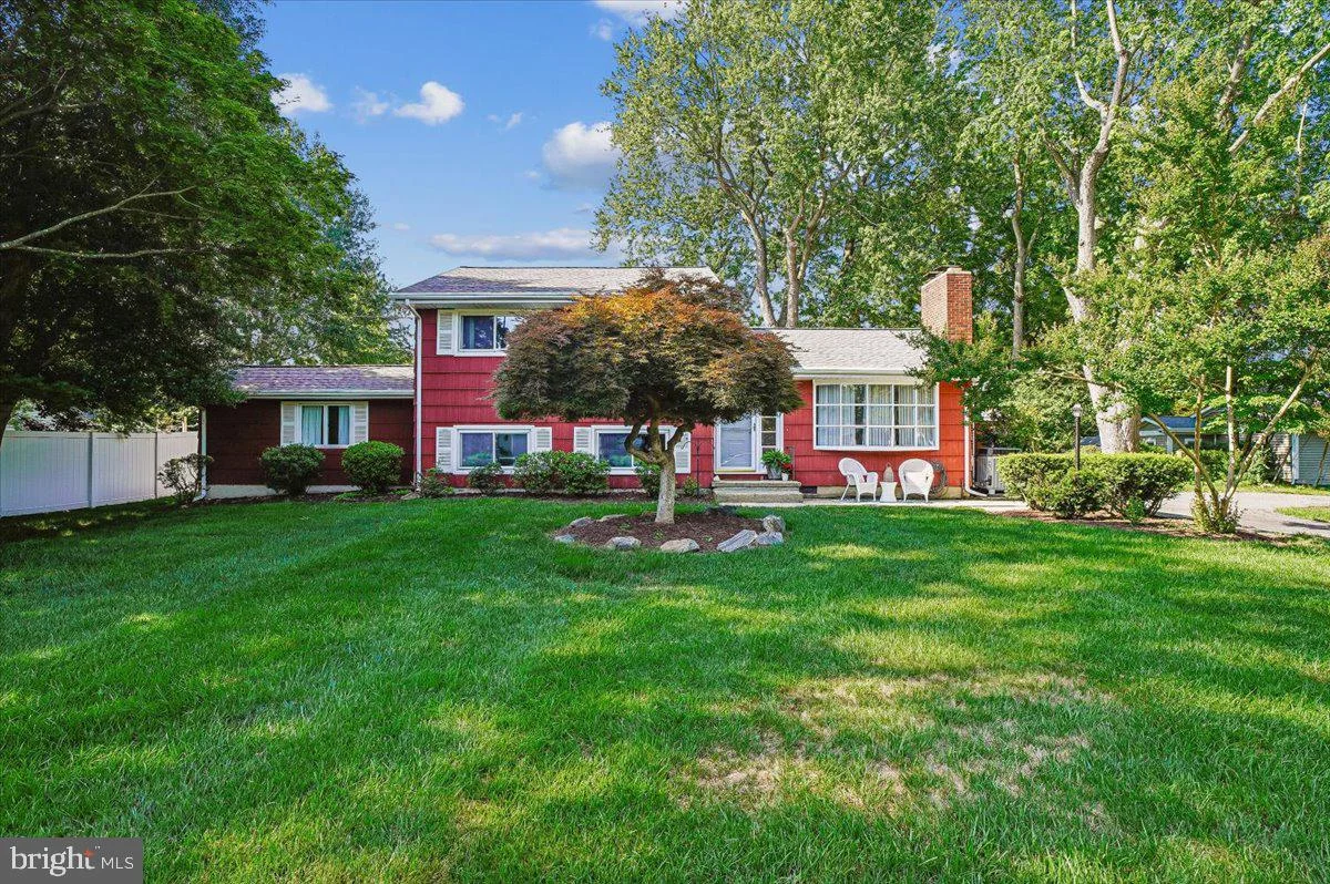 4866 Church Lane