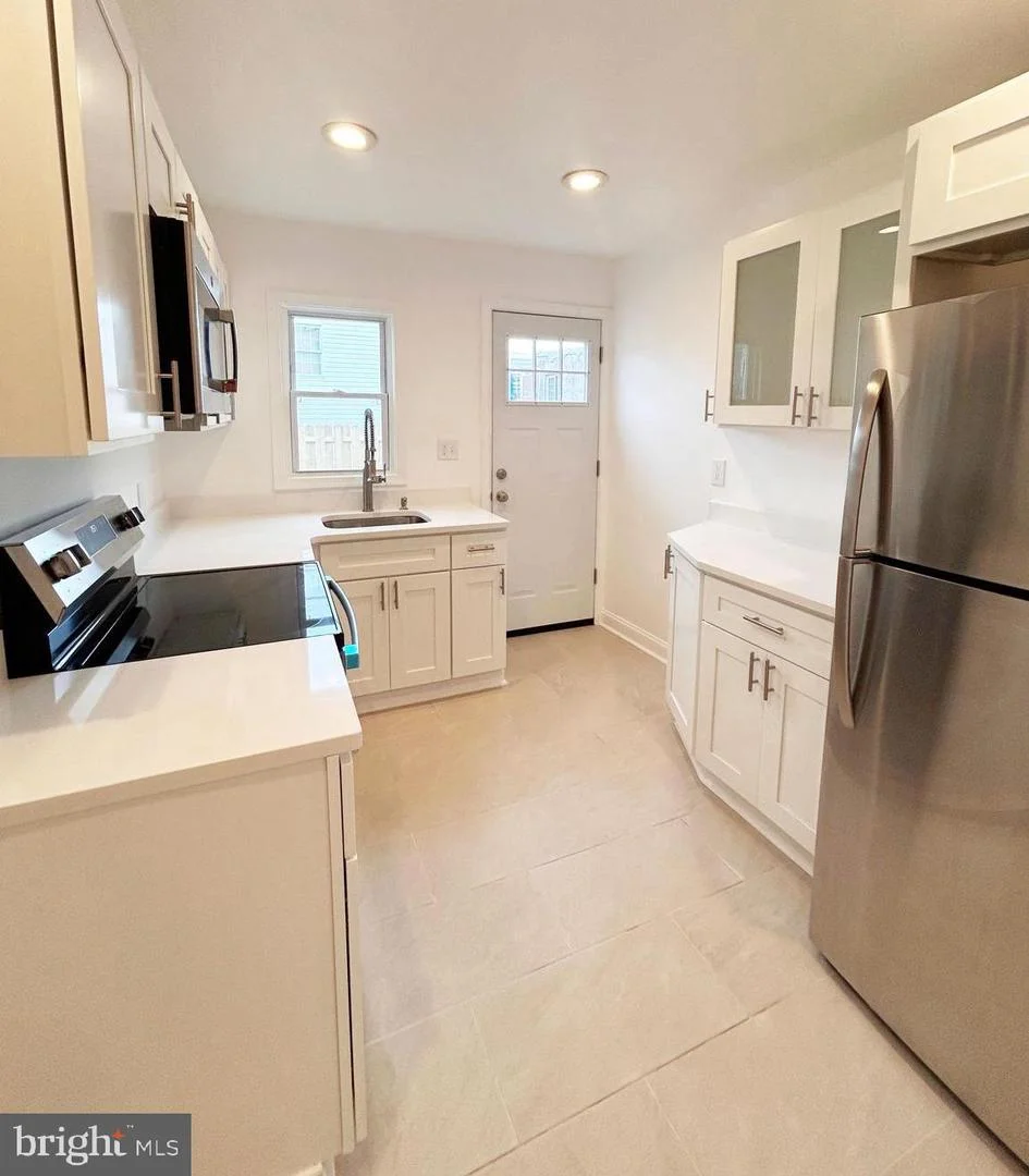 3047 Coral Street