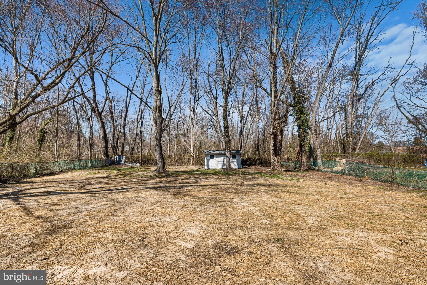 Photo 11 of 25 of 920 Rahway Dr house